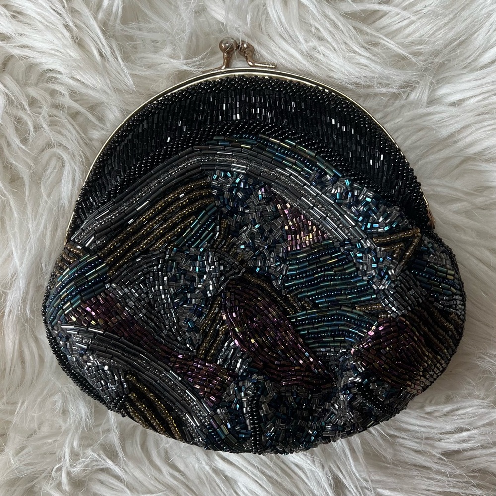 Walborg 1950s–60s Seed-Bead Clamshell Kiss-Lock Clutch Handbag Purple & Black 🖤